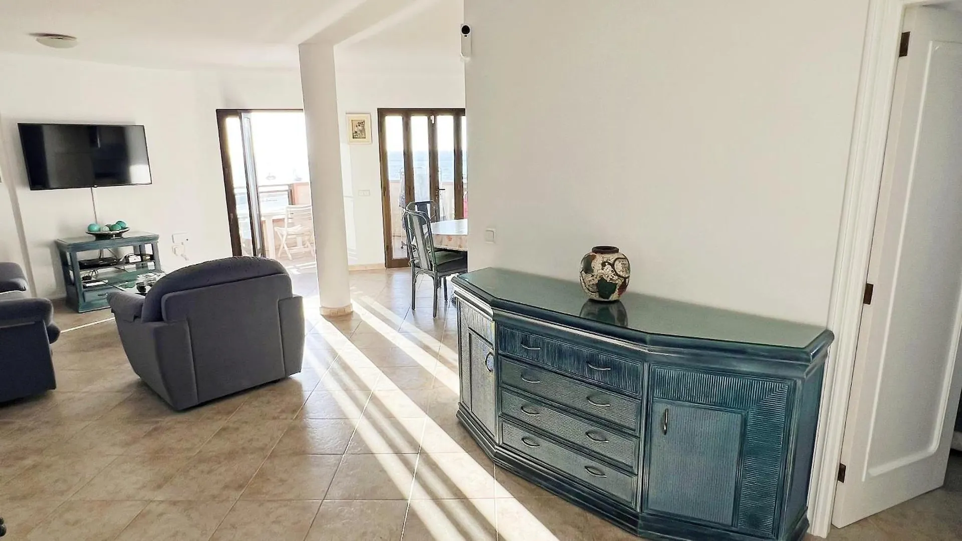 Agua Marina Playa De Las Vistas لوس كريستيانوس
